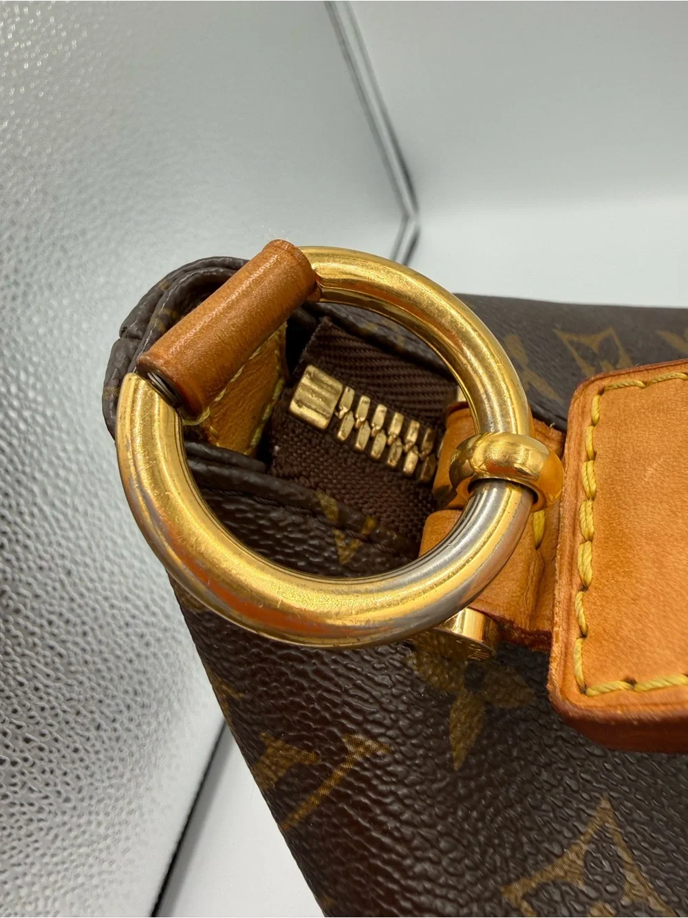 Louis Vuitton Suli PM
